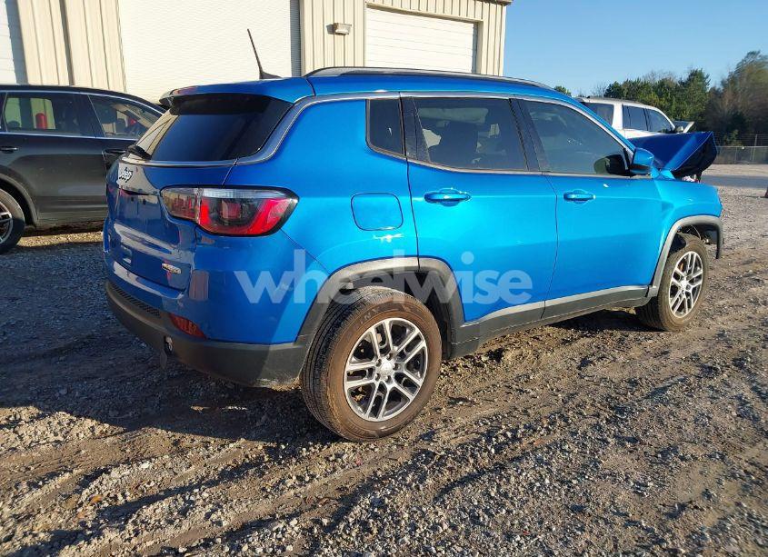 Photo 4 of 2018 Jeep Compass LATITUDE FWD (VIN 3C4NJCBB6JT140433)