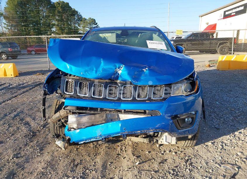 Photo 6 of 2018 Jeep Compass LATITUDE FWD (VIN 3C4NJCBB6JT140433)