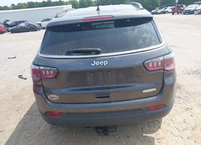 Photo 17 of 2018 Jeep Compass LATITUDE FWD (VIN 3C4NJCBB6JT469391)