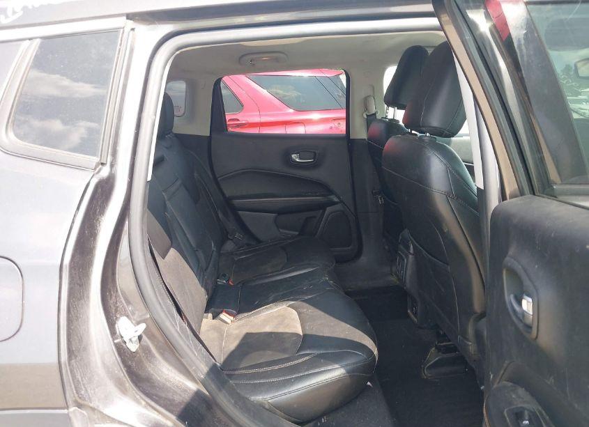 Photo 8 of 2018 Jeep Compass LATITUDE FWD (VIN 3C4NJCBB6JT469391)