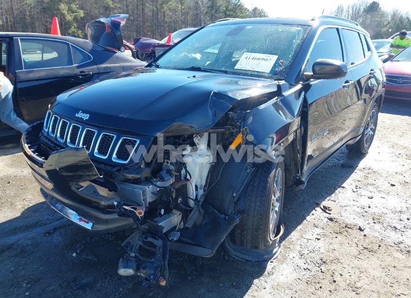 Photo 6 of 2019 Jeep Compass SUN AND WHEEL FWD (VIN 3C4NJCBB6KT843676)