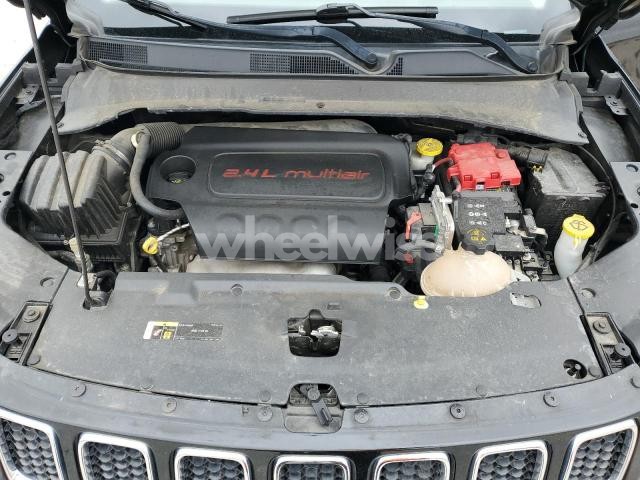 Photo 5 of 2020 JEEP COMPASS LATITUDE N/A (VIN 3C4NJCBB6LT249977)