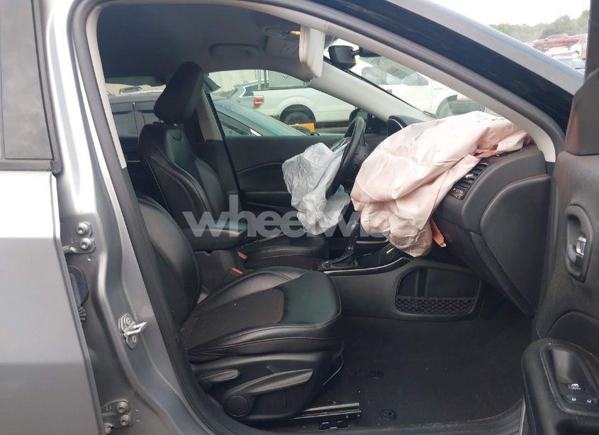 Photo 5 of 2021 Jeep Compass ALTITUDE FWD (VIN 3C4NJCBB6MT509179)