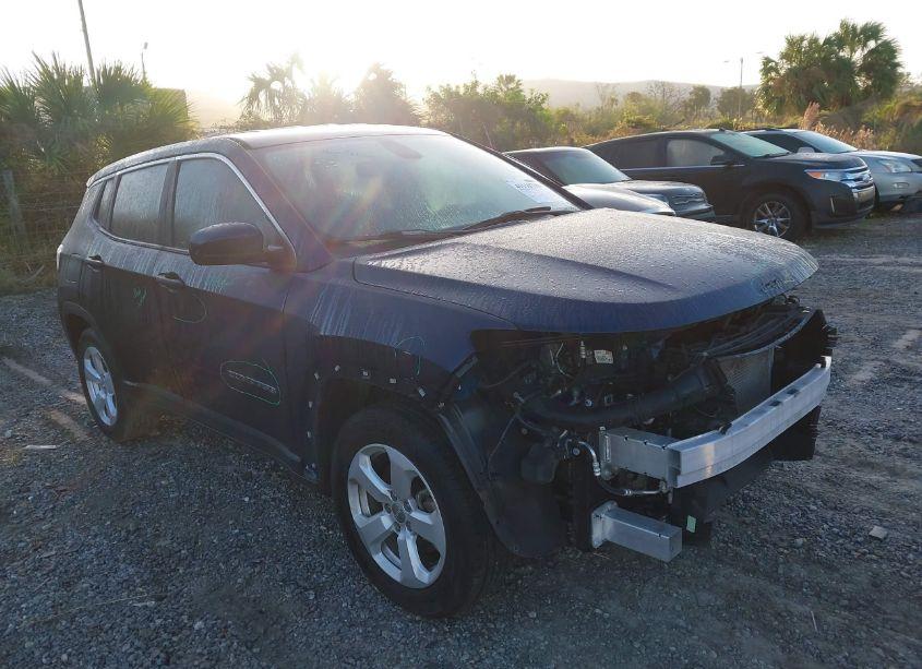 2021 Jeep Compass LATITUDE FWD (VIN 3C4NJCBB6MT560018) main photo