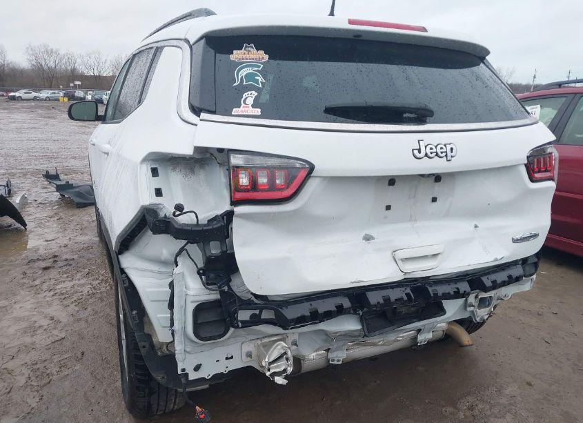 Photo 6 of 2022 Jeep Compass LATITUDE FWD (VIN 3C4NJCBB6NT140146)