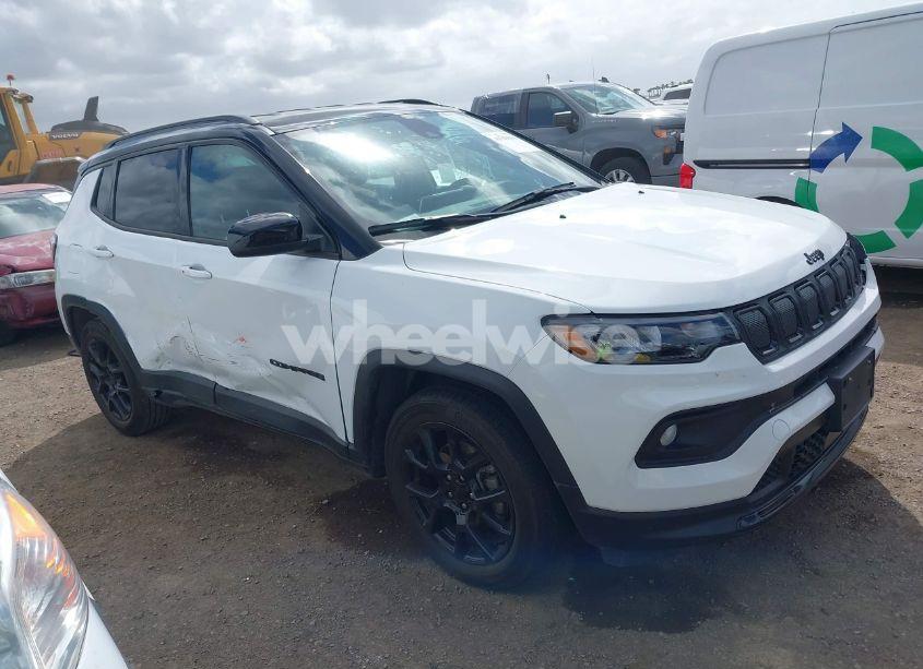 2022 Jeep Compass ALTITUDE FWD (VIN 3C4NJCBB6NT213502) main photo