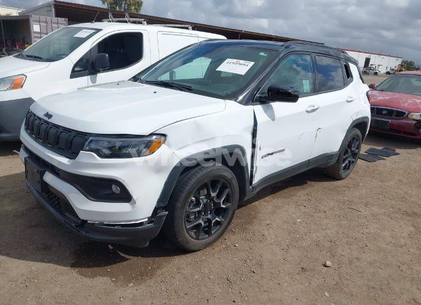 Photo 2 of 2022 Jeep Compass ALTITUDE FWD (VIN 3C4NJCBB6NT213502)