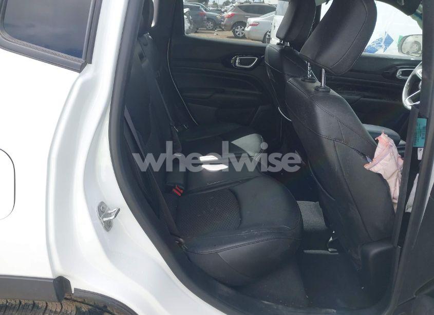 Photo 8 of 2022 Jeep Compass ALTITUDE FWD (VIN 3C4NJCBB6NT213502)