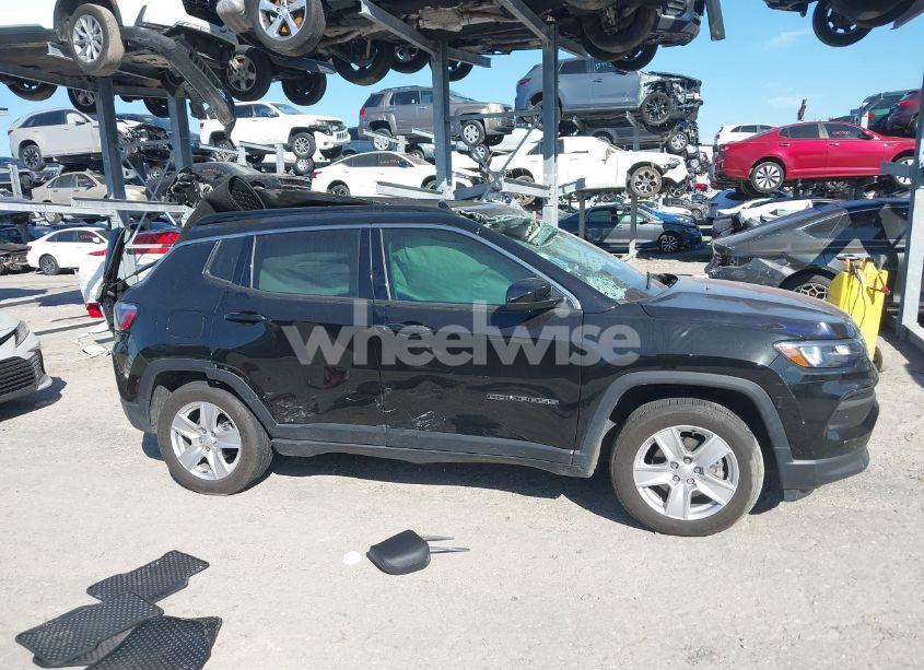 Photo 13 of 2022 Jeep Compass LATITUDE FWD (VIN 3C4NJCBB6NT225259)