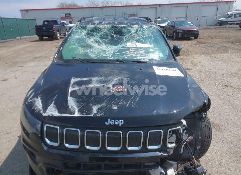 Photo 6 of 2022 Jeep Compass LATITUDE FWD (VIN 3C4NJCBB6NT229649)