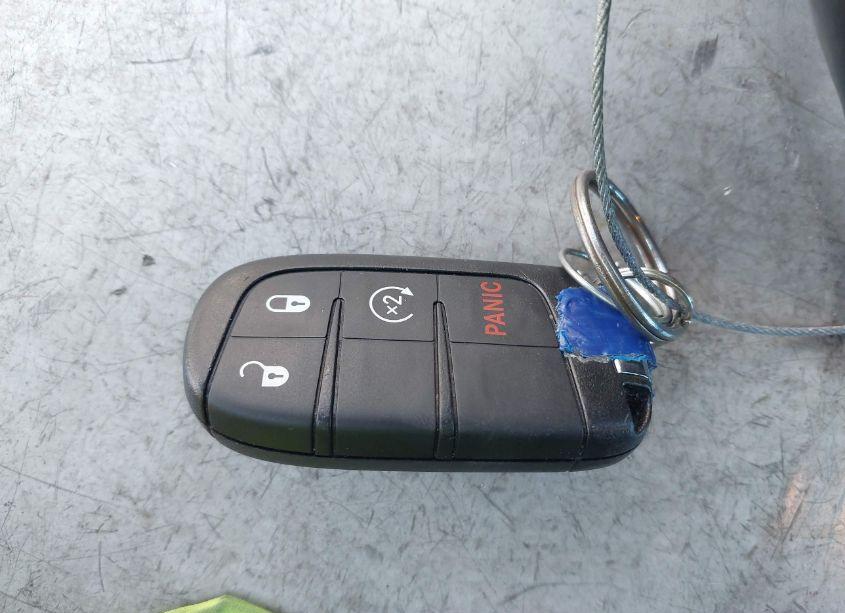 Photo 11 of 2018 Jeep Compass LATITUDE FWD (VIN 3C4NJCBB7JT186577)