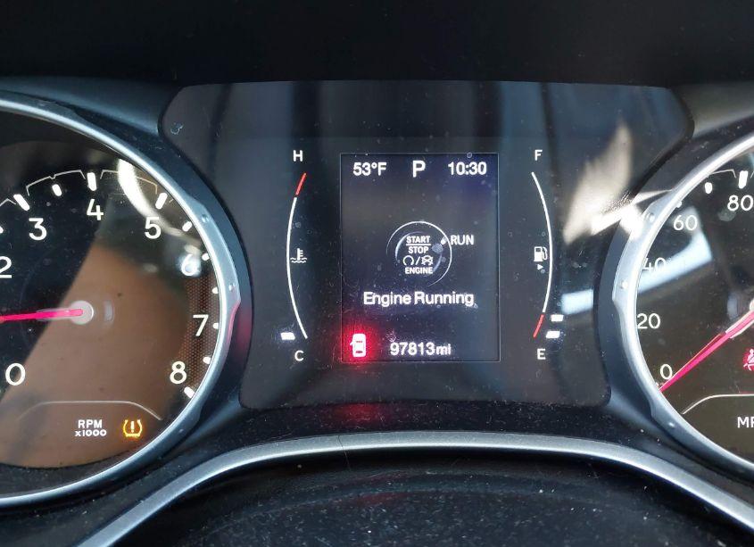 Photo 15 of 2018 Jeep Compass LATITUDE FWD (VIN 3C4NJCBB7JT186577)