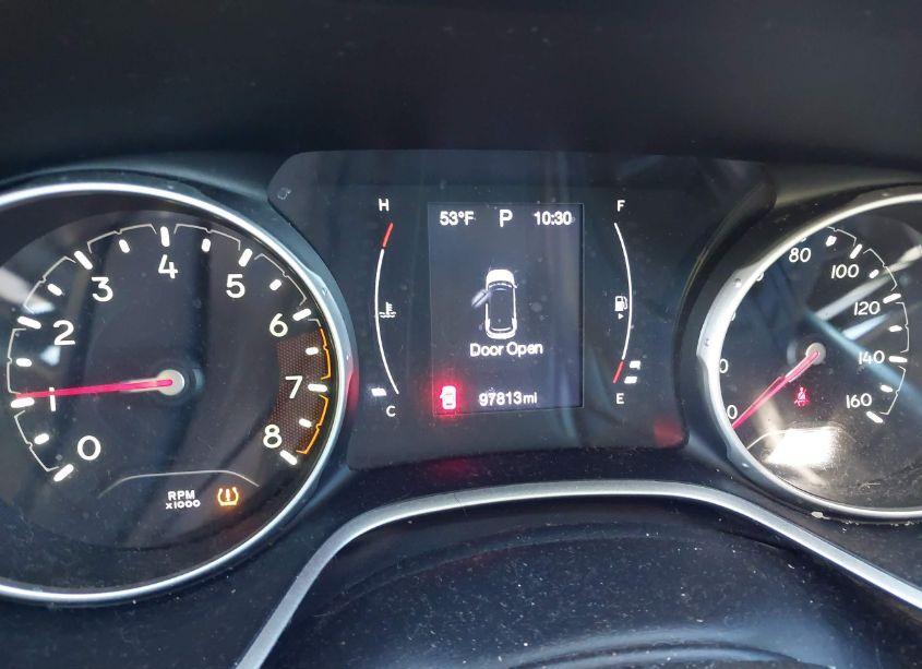 Photo 7 of 2018 Jeep Compass LATITUDE FWD (VIN 3C4NJCBB7JT186577)