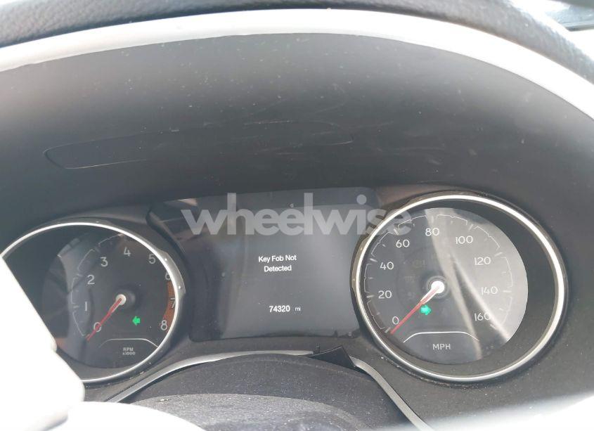 Photo 7 of 2018 Jeep Compass ALTITUDE FWD (VIN 3C4NJCBB7JT327275)
