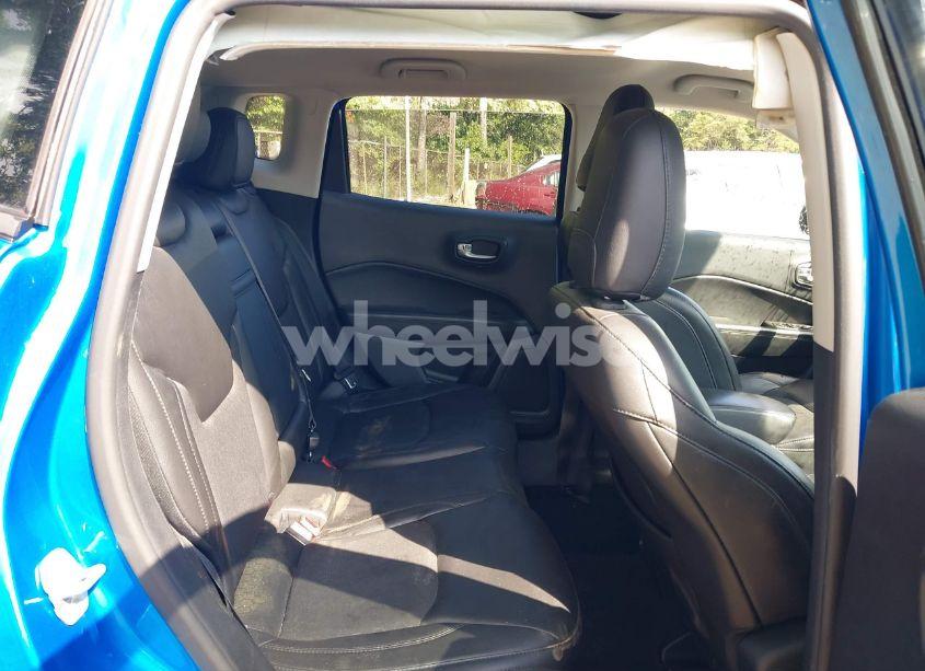 Photo 8 of 2018 Jeep Compass ALTITUDE FWD (VIN 3C4NJCBB7JT327275)