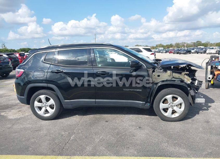 Photo 14 of 2019 Jeep Compass LATITUDE FWD (VIN 3C4NJCBB7KT699314)