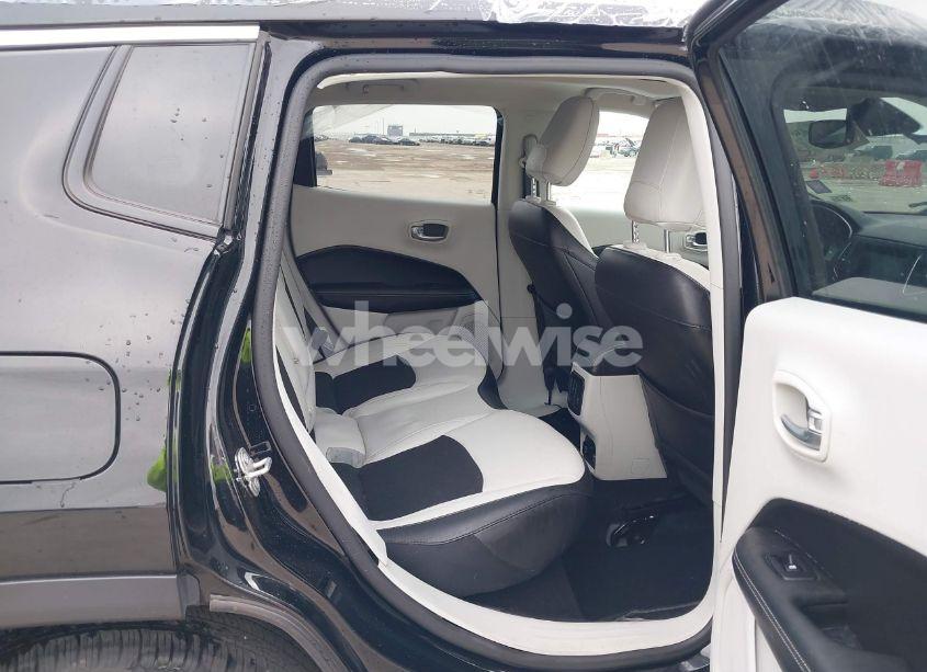 Photo 8 of 2019 Jeep Compass SUN AND WHEEL FWD (VIN 3C4NJCBB7KT706519)