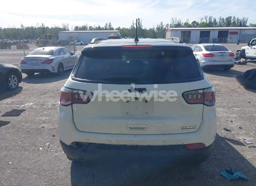 Photo 16 of 2019 Jeep Compass ALTITUDE FWD (VIN 3C4NJCBB7KT743456)