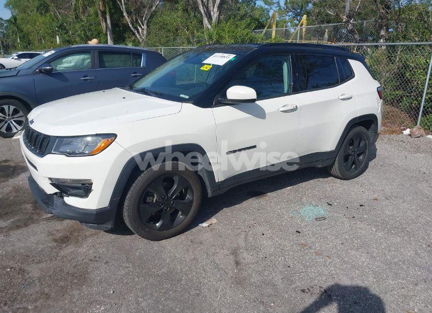 Photo 2 of 2019 Jeep Compass ALTITUDE FWD (VIN 3C4NJCBB7KT743456)