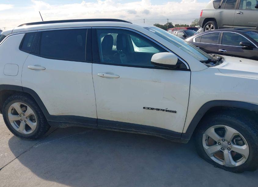 Photo 13 of 2019 Jeep Compass LATITUDE FWD (VIN 3C4NJCBB7KT802912)