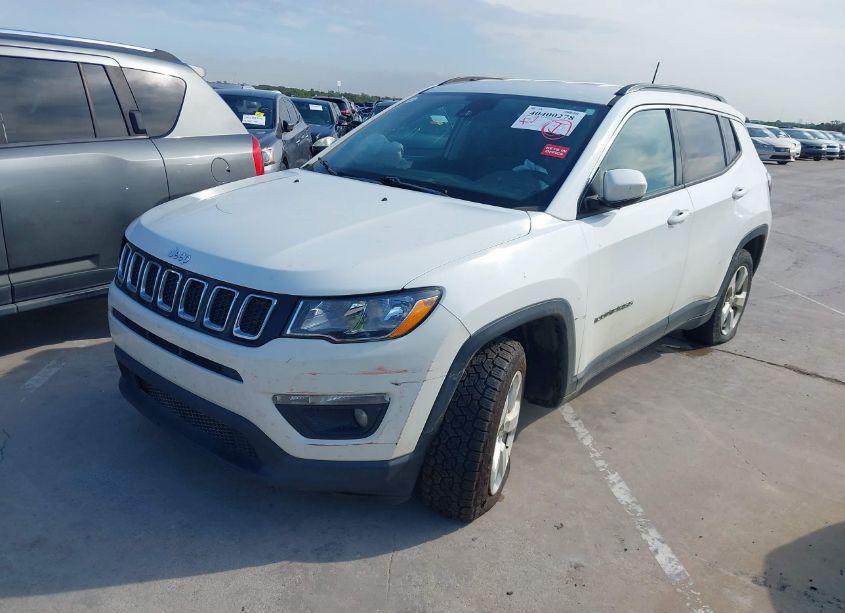 Photo 2 of 2019 Jeep Compass LATITUDE FWD (VIN 3C4NJCBB7KT802912)