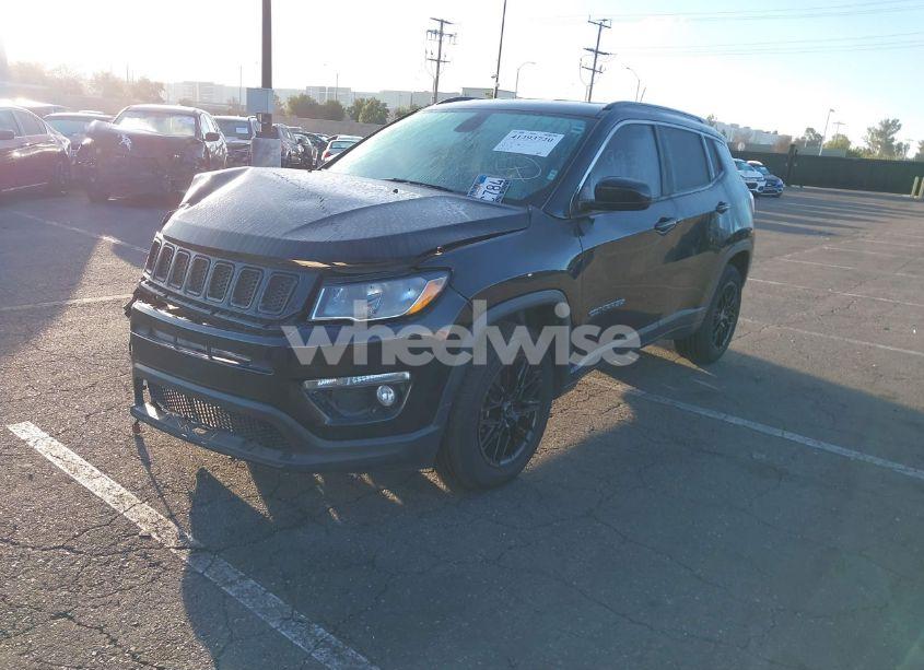 Photo 2 of 2019 Jeep Compass LATITUDE FWD (VIN 3C4NJCBB7KT855612)