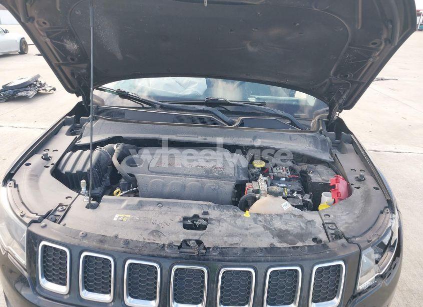 Photo 10 of 2020 Jeep Compass LATITUDE FWD (VIN 3C4NJCBB7LT162363)