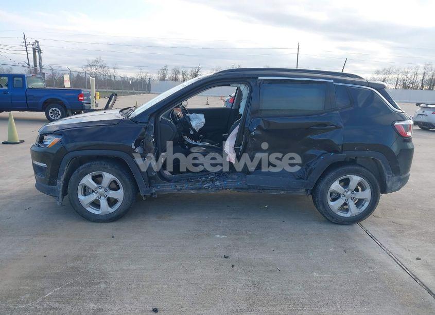 Photo 13 of 2020 Jeep Compass LATITUDE FWD (VIN 3C4NJCBB7LT162363)