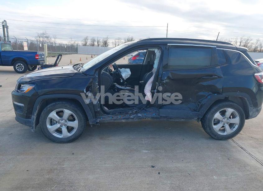 Photo 6 of 2020 Jeep Compass LATITUDE FWD (VIN 3C4NJCBB7LT162363)