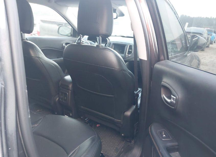 Photo 8 of 2021 Jeep Compass LATITUDE FWD (VIN 3C4NJCBB7MT523124)