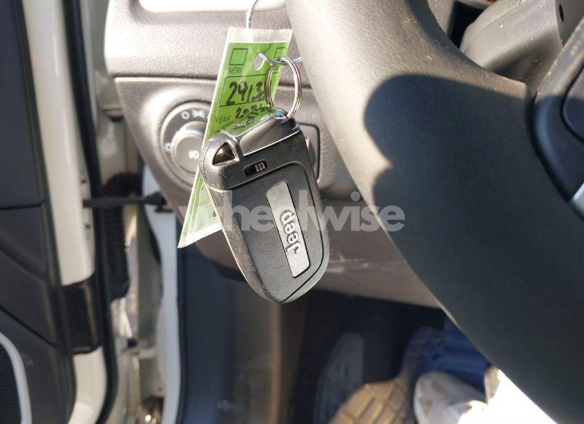 Photo 11 of 2021 Jeep Compass LATITUDE FWD (VIN 3C4NJCBB7MT567415)