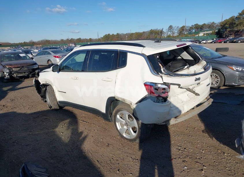 Photo 3 of 2021 Jeep Compass LATITUDE FWD (VIN 3C4NJCBB7MT567415)