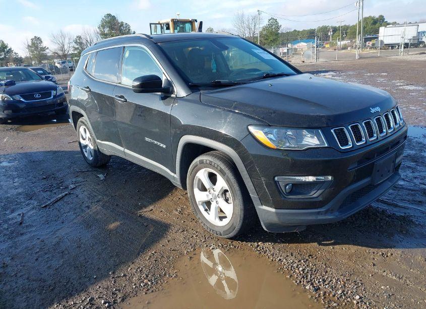 2021 Jeep Compass LATITUDE FWD (VIN 3C4NJCBB7MT570962) main photo