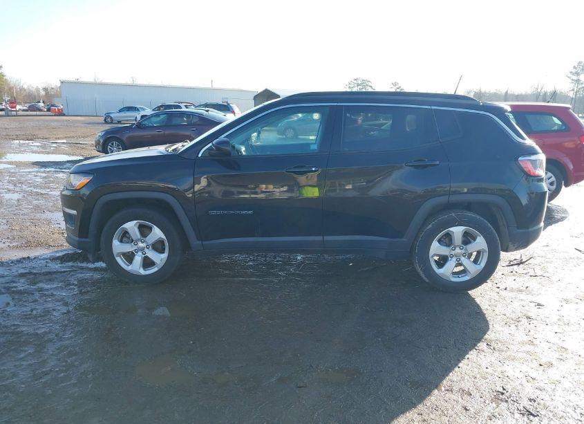 Photo 14 of 2021 Jeep Compass LATITUDE FWD (VIN 3C4NJCBB7MT570962)