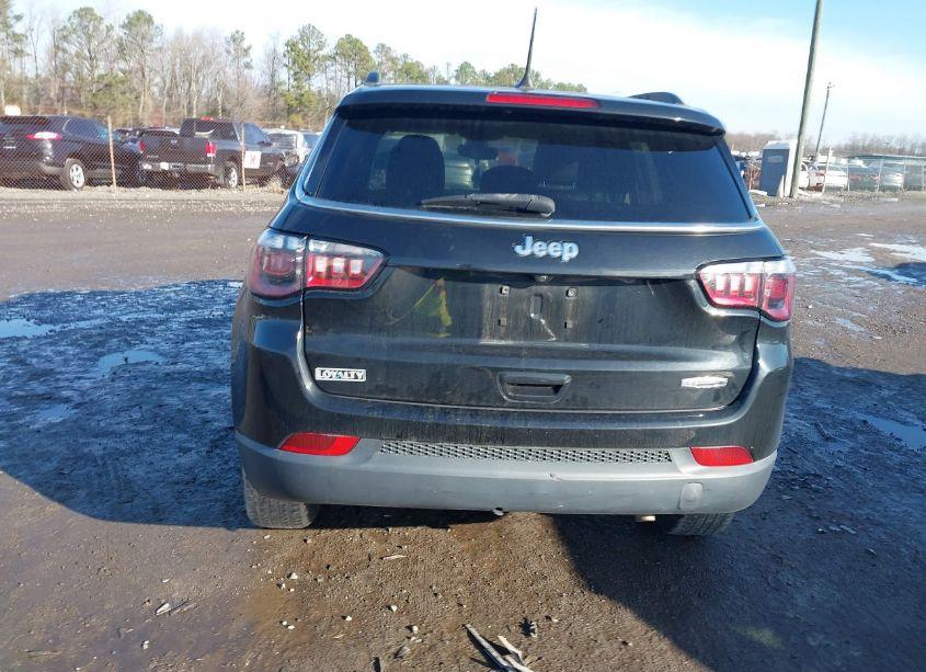 Photo 16 of 2021 Jeep Compass LATITUDE FWD (VIN 3C4NJCBB7MT570962)