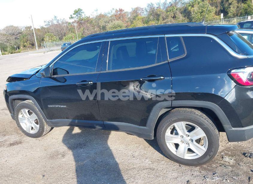 Photo 13 of 2022 Jeep Compass LATITUDE FWD (VIN 3C4NJCBB7NT119144)