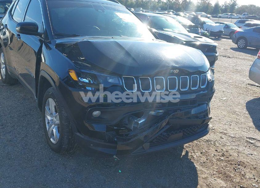 Photo 6 of 2022 Jeep Compass LATITUDE FWD (VIN 3C4NJCBB7NT119144)