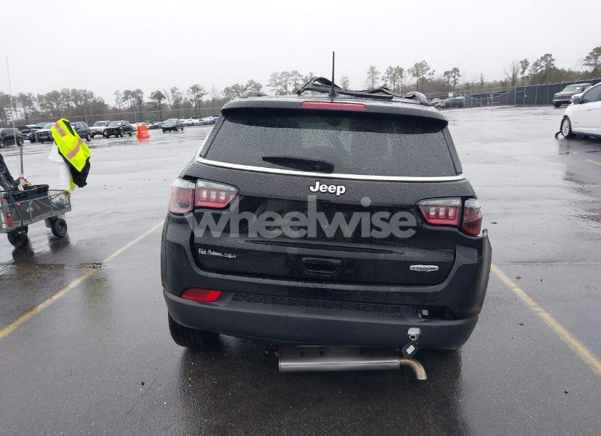 Photo 16 of 2022 Jeep Compass LATITUDE FWD (VIN 3C4NJCBB7NT235136)