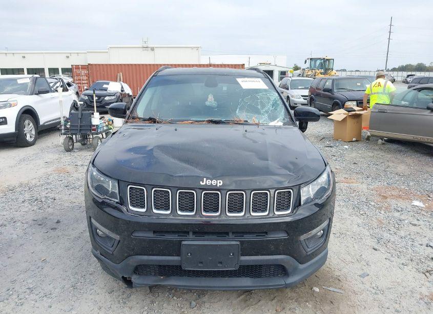 Photo 12 of 2017 Jeep New COMPASS LATITUDE FWD (VIN 3C4NJCBB8HT668811)