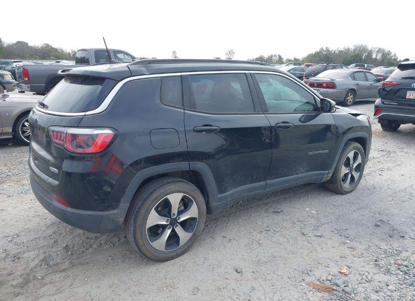 Photo 4 of 2017 Jeep New COMPASS LATITUDE FWD (VIN 3C4NJCBB8HT668811)