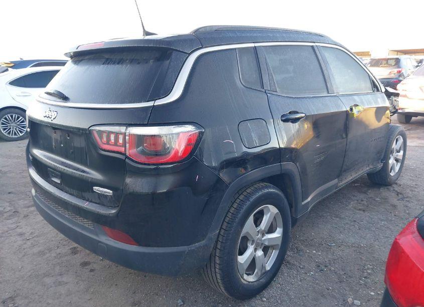 Photo 4 of 2018 Jeep Compass LATITUDE FWD (VIN 3C4NJCBB8JT108616)