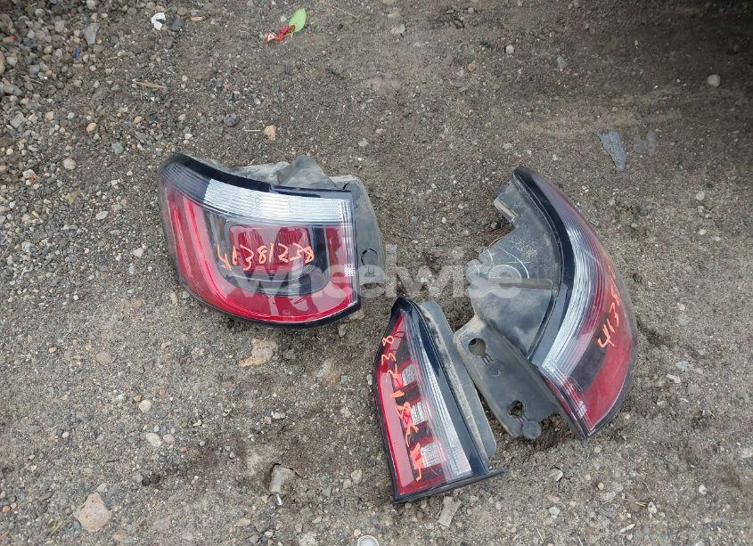 Photo 12 of 2018 Jeep Compass LATITUDE FWD (VIN 3C4NJCBB8JT134052)