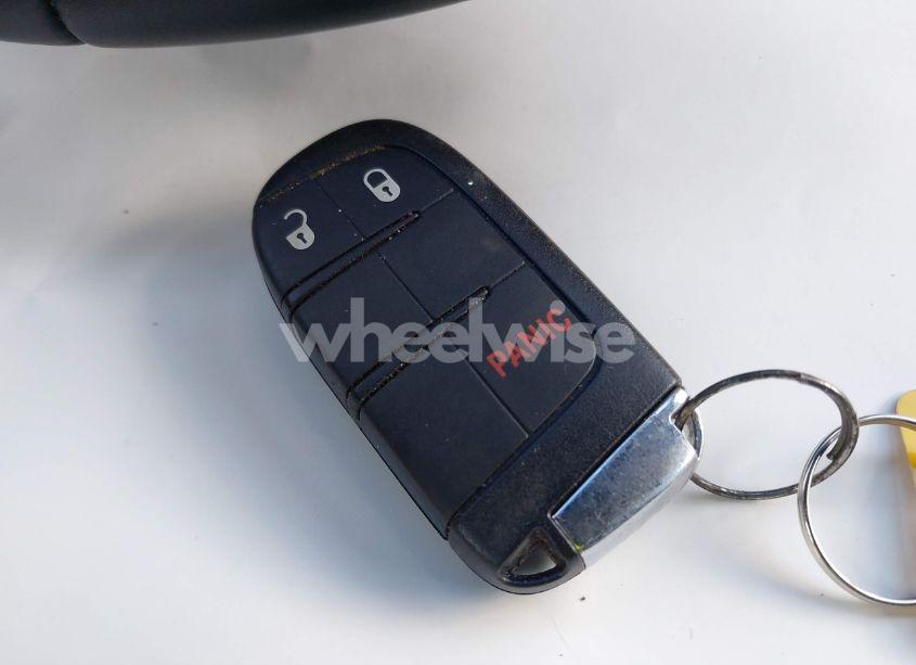 Photo 11 of 2018 Jeep Compass LATITUDE FWD (VIN 3C4NJCBB8JT272416)