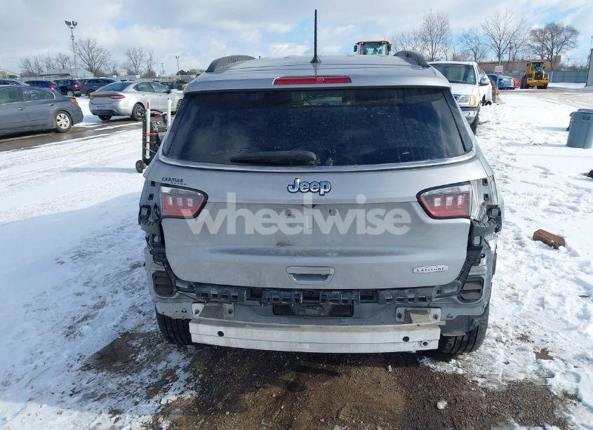 Photo 17 of 2018 Jeep Compass LATITUDE FWD (VIN 3C4NJCBB8JT272416)