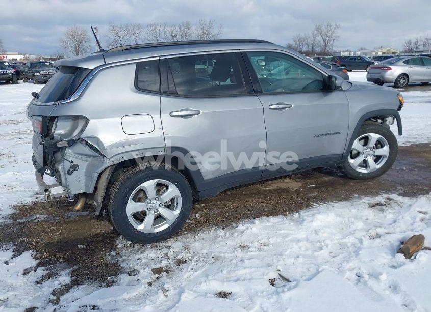 Photo 4 of 2018 Jeep Compass LATITUDE FWD (VIN 3C4NJCBB8JT272416)