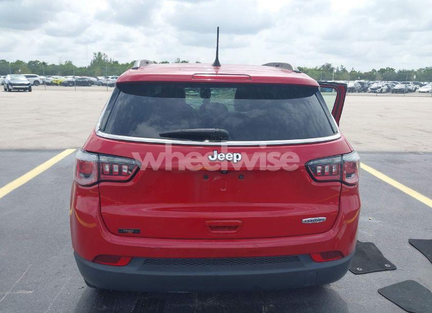 Photo 17 of 2019 Jeep Compass SUN AND WHEEL FWD (VIN 3C4NJCBB8KT843811)