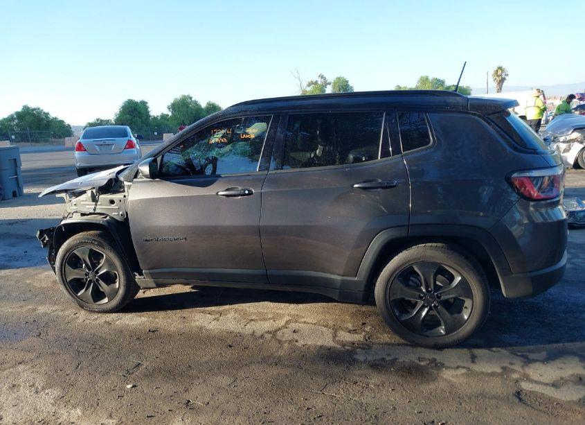 Photo 15 of 2019 Jeep Compass ALTITUDE FWD (VIN 3C4NJCBB8KT843999)