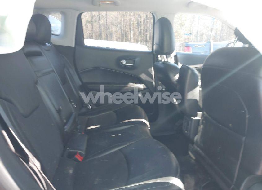 Photo 8 of 2020 Jeep Compass ALTITUDE FWD (VIN 3C4NJCBB8LT141103)
