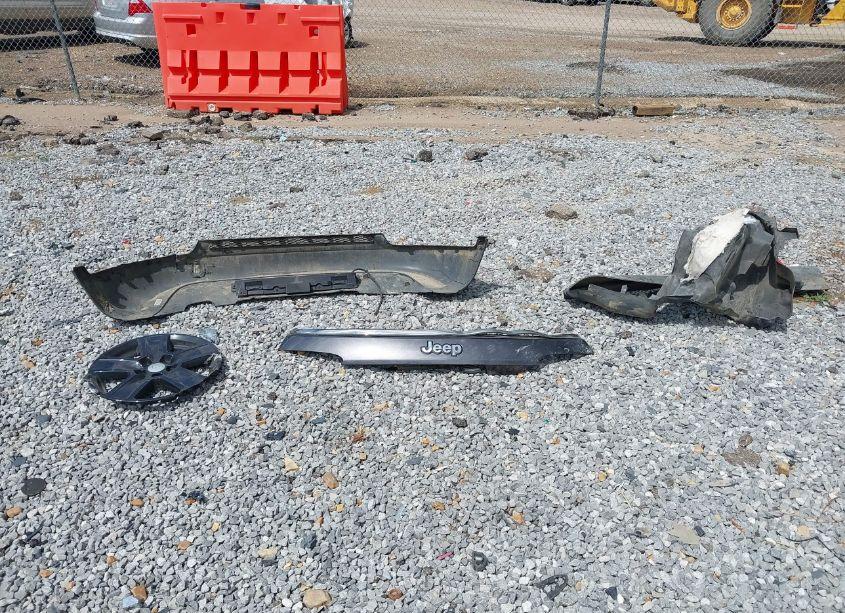 Photo 11 of 2022 Jeep Compass LATITUDE FWD (VIN 3C4NJCBB8NT119573)