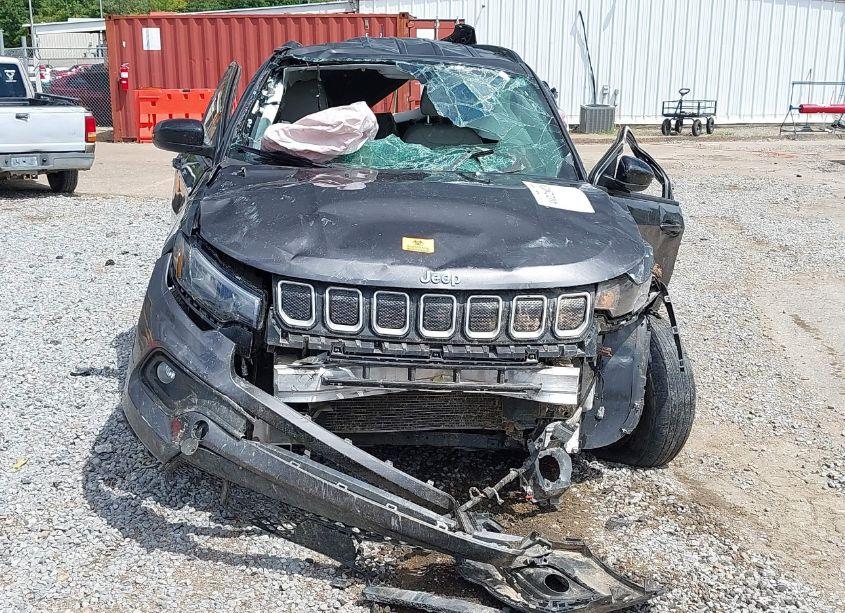 Photo 6 of 2022 Jeep Compass LATITUDE FWD (VIN 3C4NJCBB8NT119573)